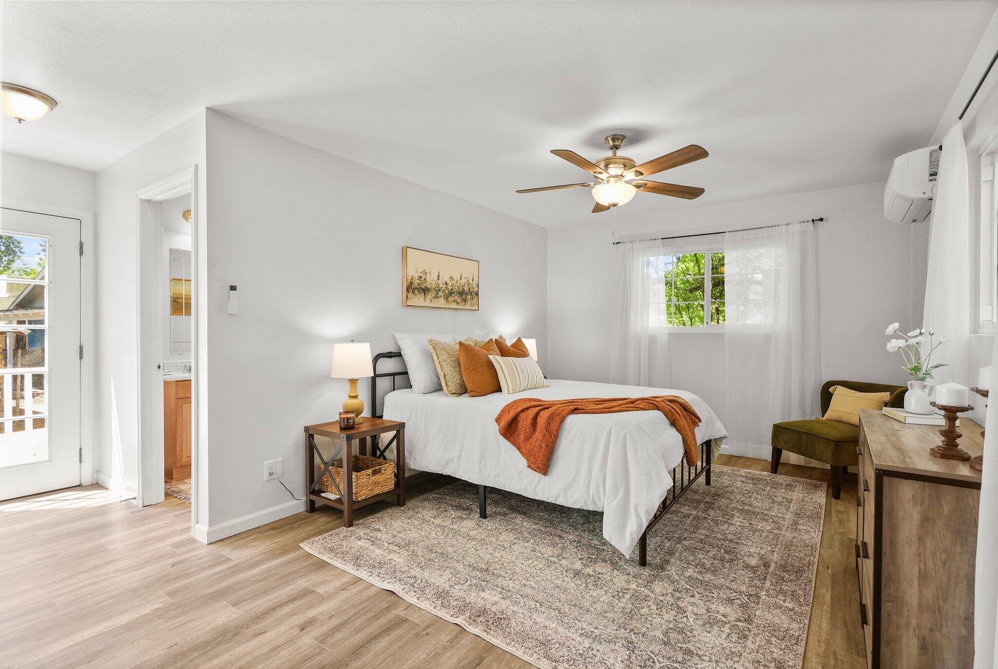19186 Knighton Road Redding, CA 96002 - Photo 17 of 50 Primary Suite