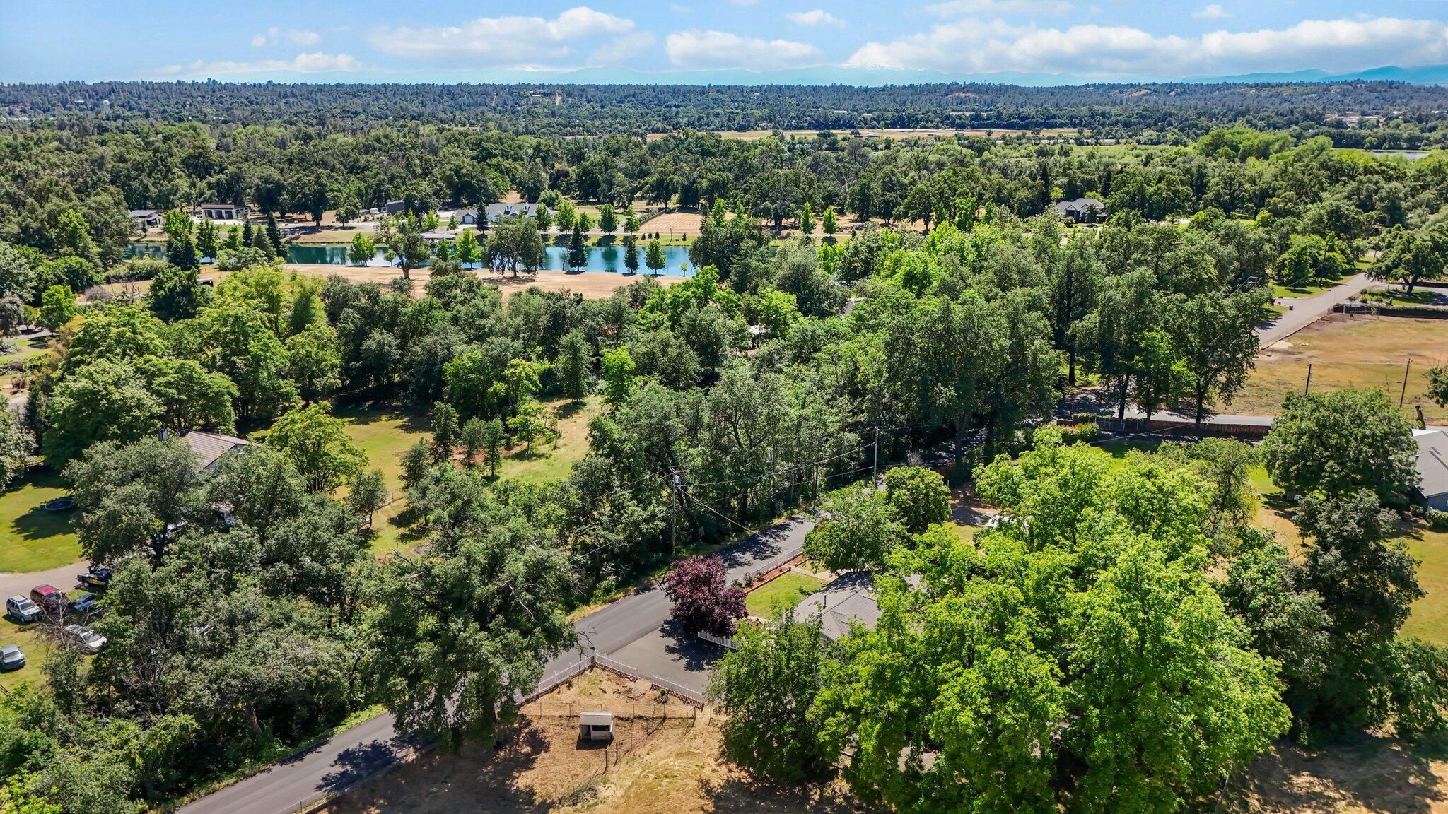 19186 Knighton Road Redding, CA 96002 - Photo 38 of 50 76-web-or-mls-DJI_20250513151356_0053_D