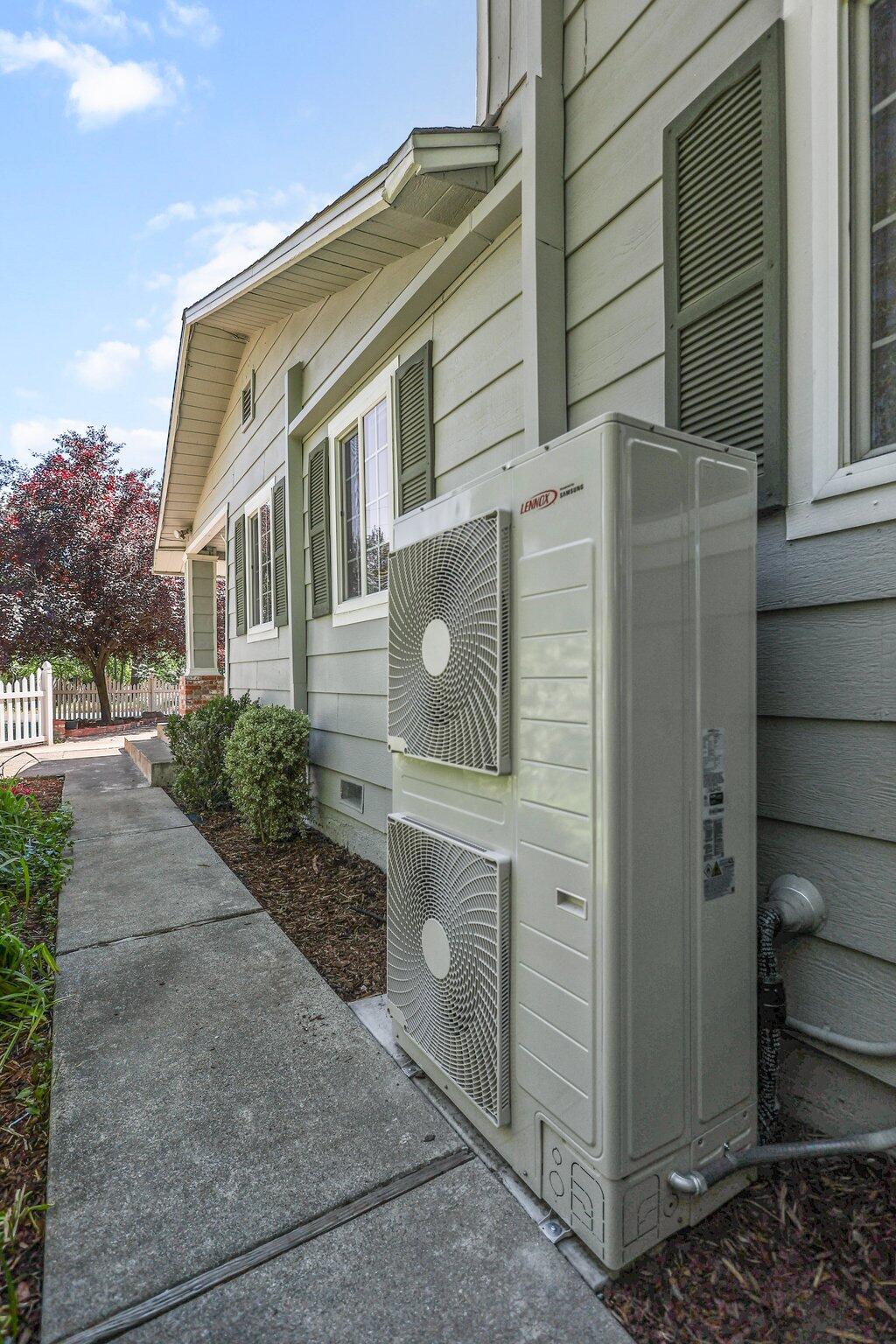 19186 Knighton Road Redding, CA 96002 - Photo 50 of 50 New 5 Ton minis split