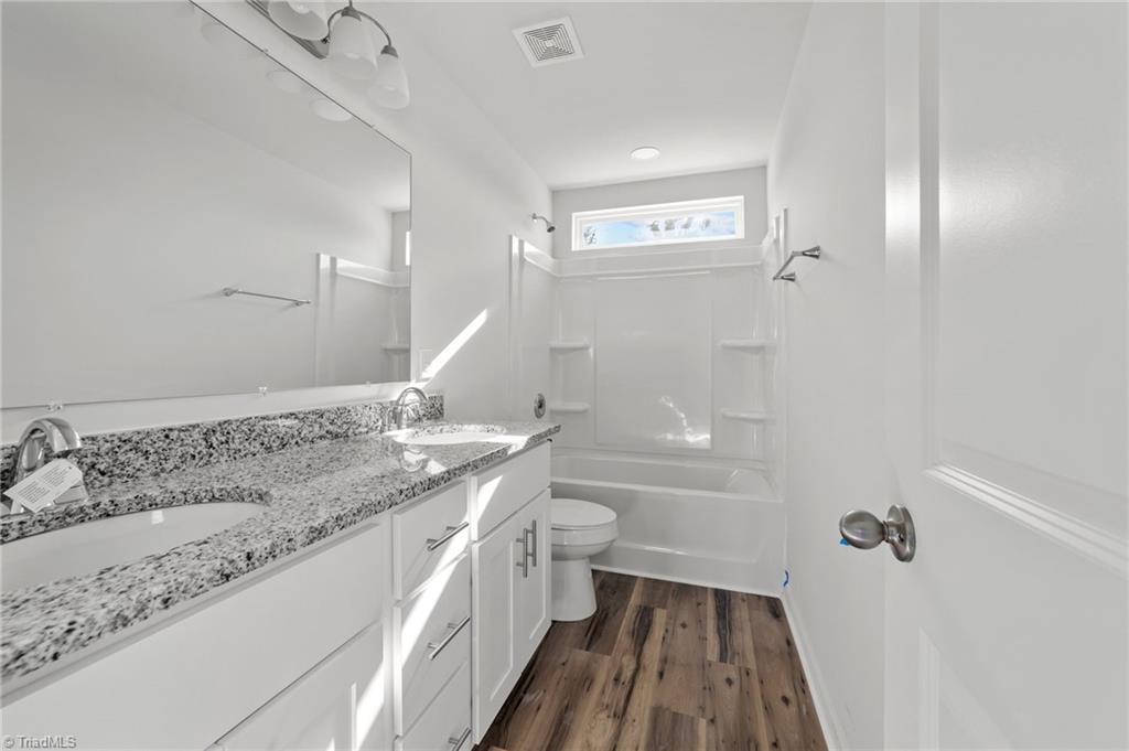 2619 Carsten Avenue High Point, NC 27262 - Photo 17 of 34