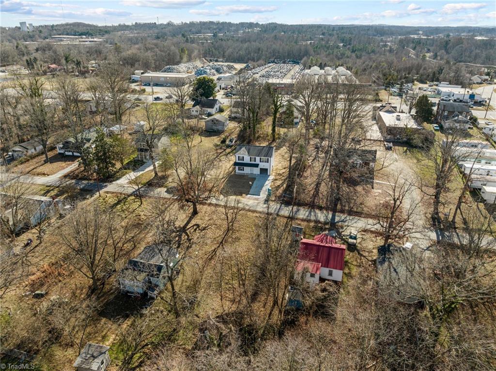 2619 Carsten Avenue High Point, NC 27262 - Photo 31 of 34
