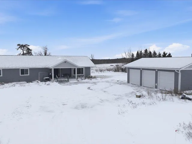 $469,900 | 3775 32nd Street Southwest, Pine River, MN 56474