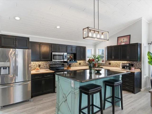 $459,999 | 3775 32nd Street Southwest, Pine River, MN 56474