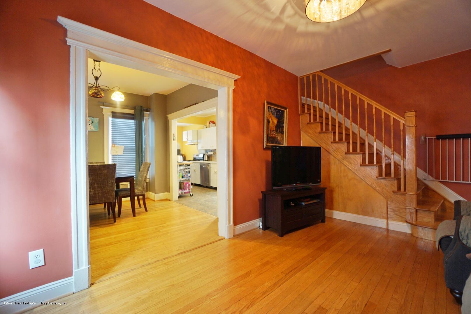 272 Rice Avenue Staten Island, NY 10314 - Photo 8 of 30 Living Room Image 2