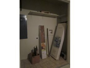 366 Carlton Road Bristol, TN 37620 - Photo 12 of 14 Laundry Space in the Garage