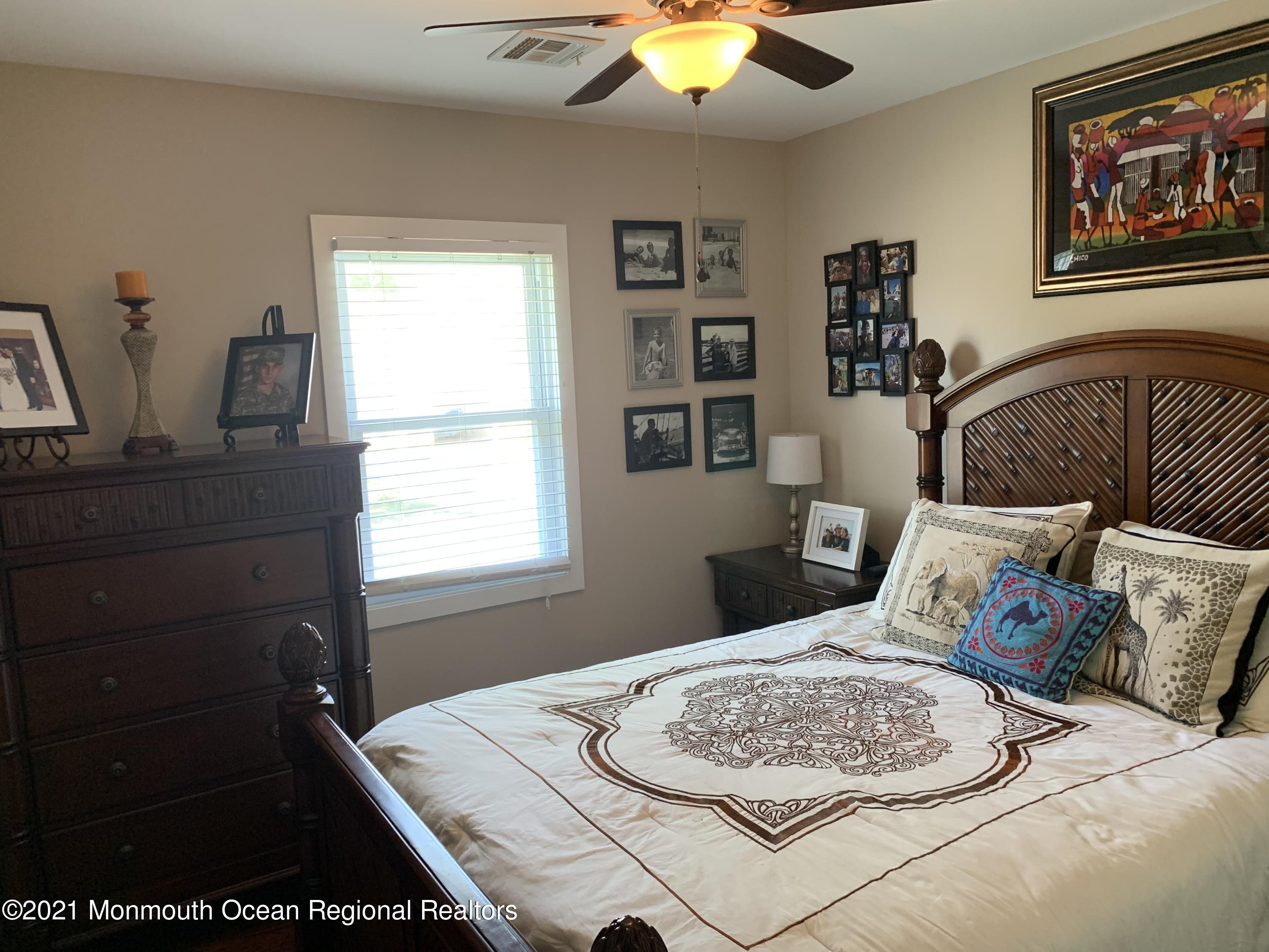 117 Foster Road Toms River, NJ 08753 - Photo 18 of 35 2nd bedroom