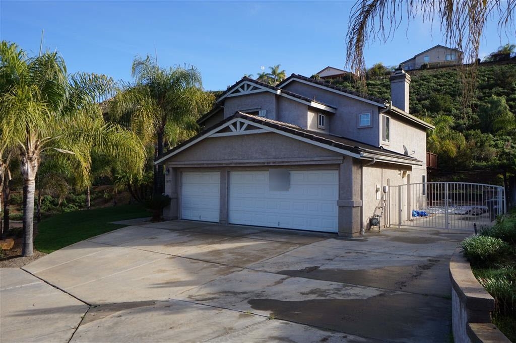 13675 Stonybrook Lane El Cajon, CA 92021 - Photo 3 of 25