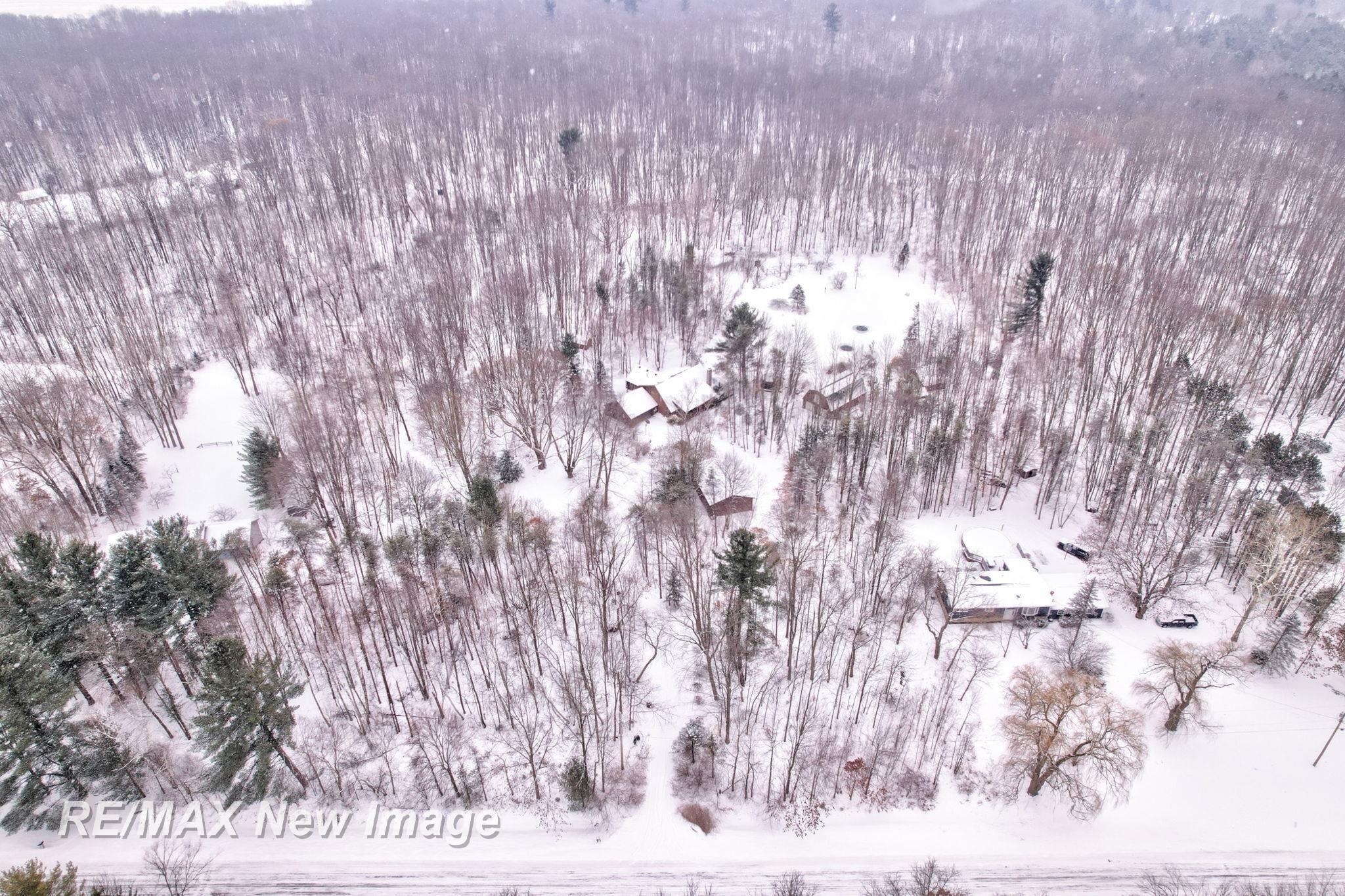 13715 Baldwin Road Chesaning, MI 48616 - Photo 69 of 84 50198787-0b492586-54b7-4681-b82f-0e8b8de5fa27.JPG