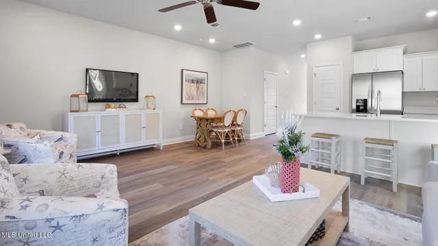 $244,900 | 103 Harper Grove Circle, Ocean Springs, MS 39564