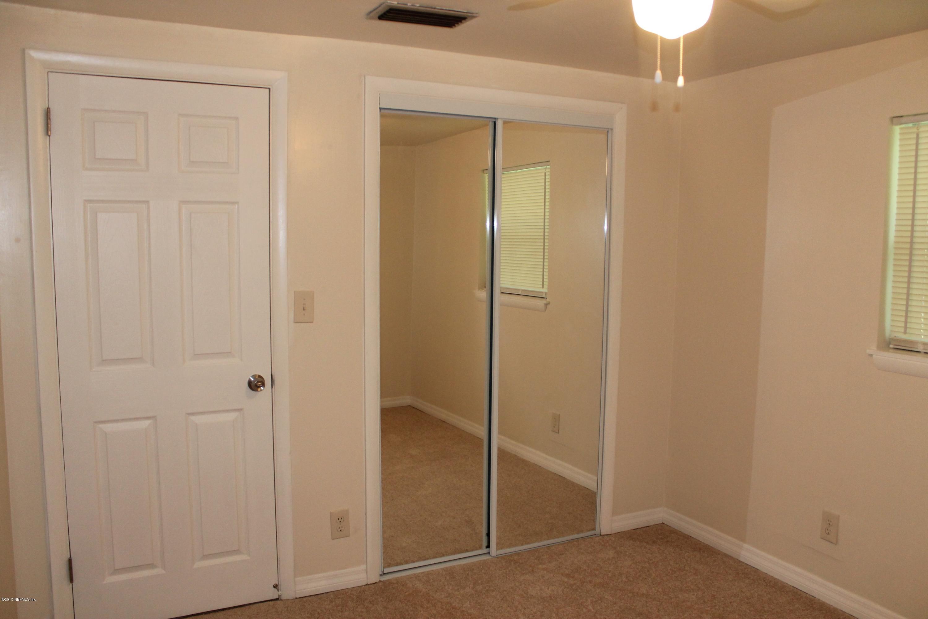 6207 Lone Star Road Jacksonville, FL 32211 - Photo 20 of 35
