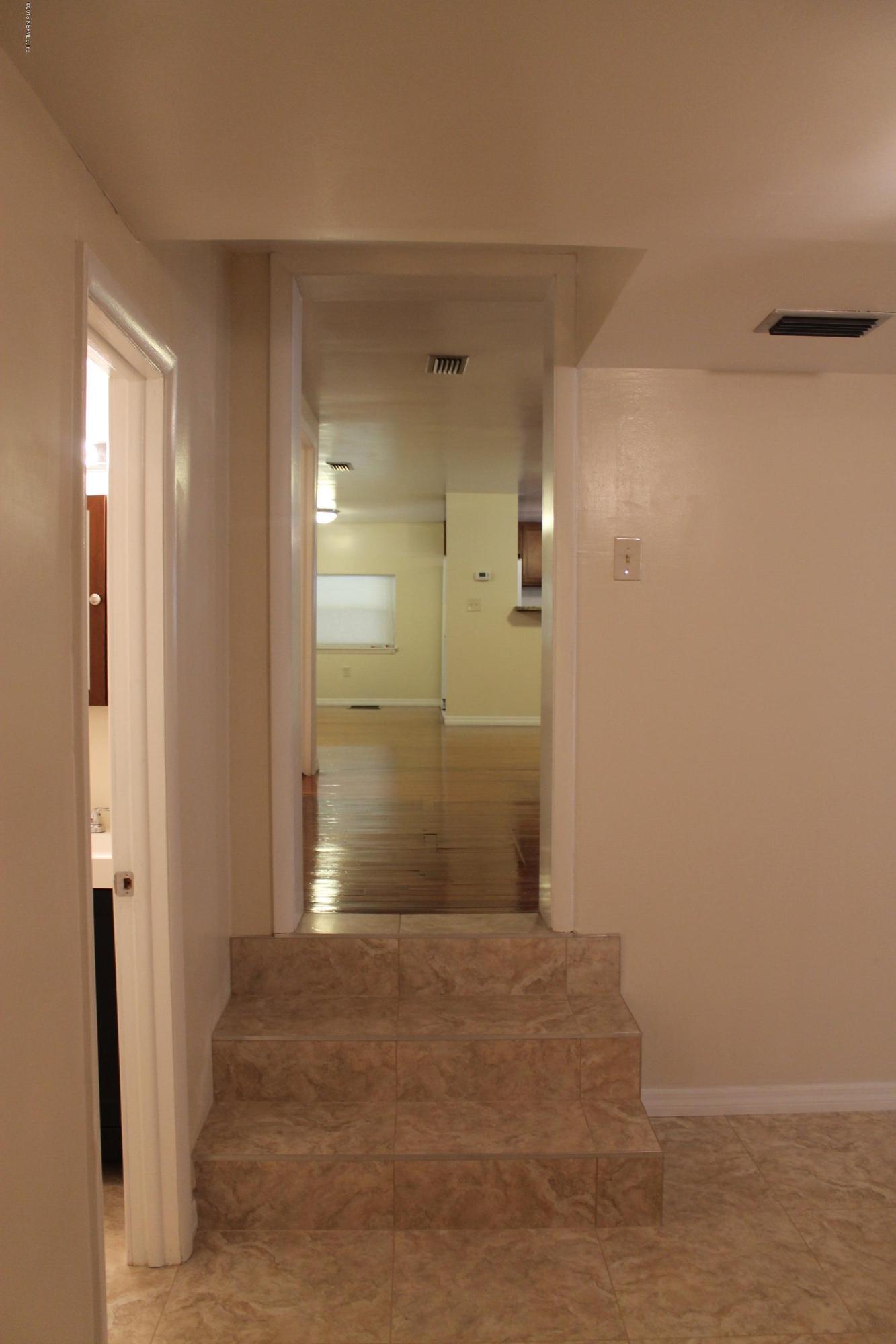 6207 Lone Star Road Jacksonville, FL 32211 - Photo 24 of 35