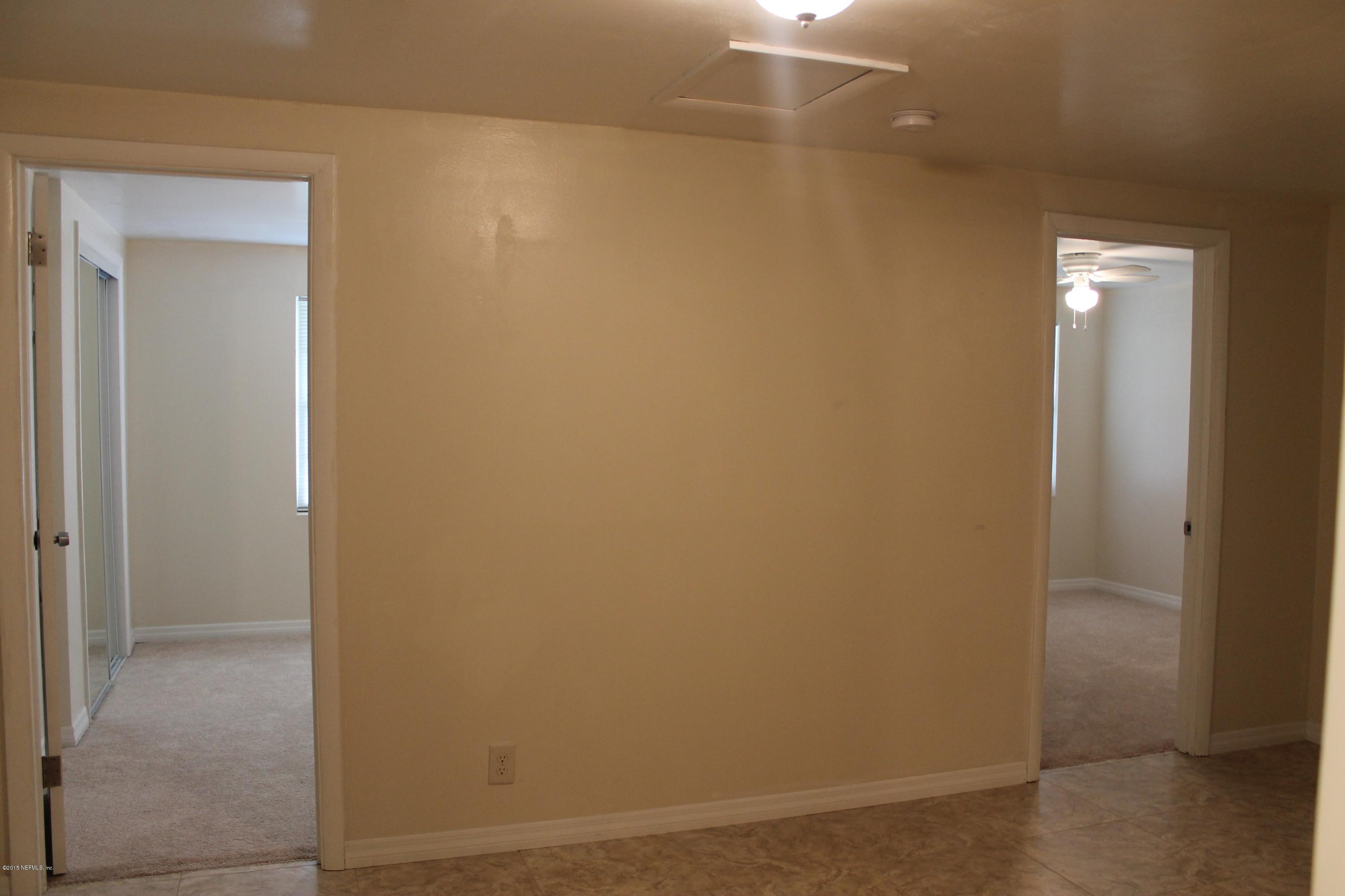 6207 Lone Star Road Jacksonville, FL 32211 - Photo 29 of 35 a view of small space