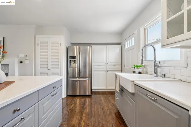 $624,000 | 4170 Emerald Street, Unit 4, Oakland, CA 94609