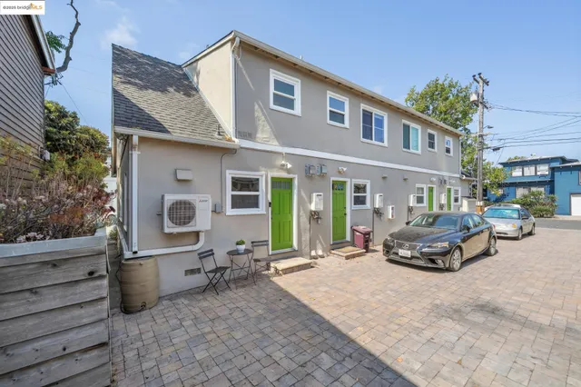 $624,000 | 4170 Emerald Street, Unit 4, Oakland, CA 94609
