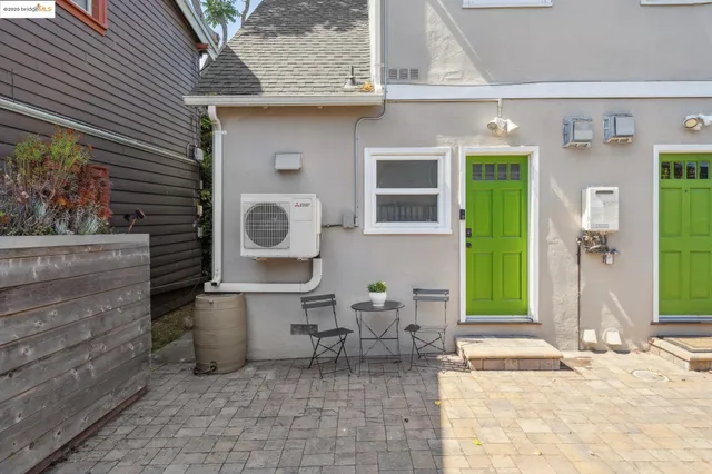 $624,000 | 4170 Emerald Street, Unit 4, Oakland, CA 94609