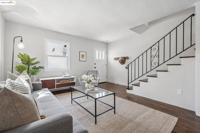 $624,000 | 4170 Emerald Street, Unit 4, Oakland, CA 94609