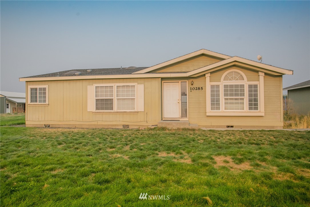 10285 Idano Road Northeast Moses Lake, WA 98837 - Photo 1 of 22 Gallery Image 1