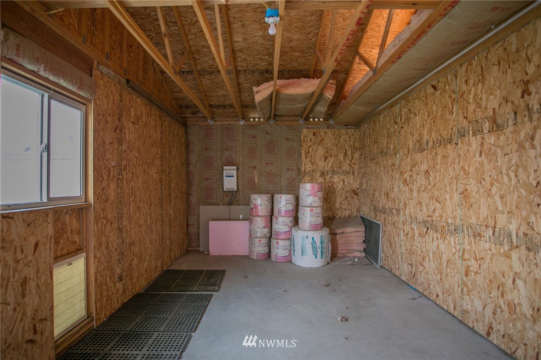 10285 Idano Road Northeast Moses Lake, WA 98837 - Photo 15 of 22 Gallery Image 15