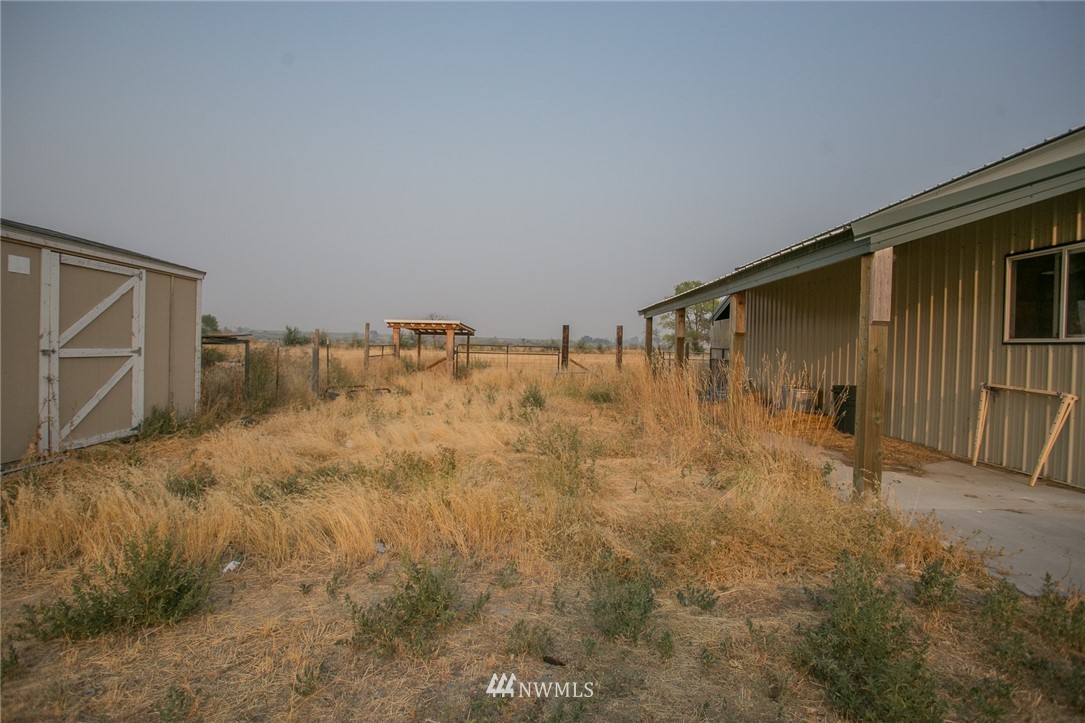 10285 Idano Road Northeast Moses Lake, WA 98837 - Photo 19 of 22 Gallery Image 19