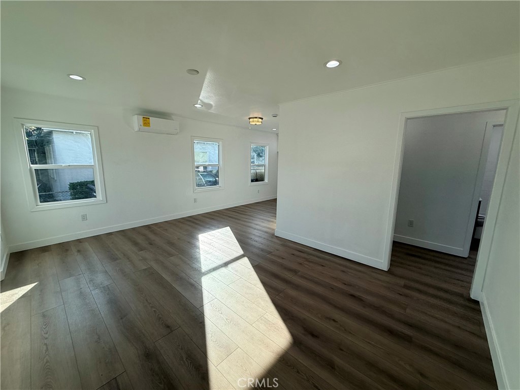 2513 Travers Avenue Commerce, CA 90040 - Photo 14 of 34