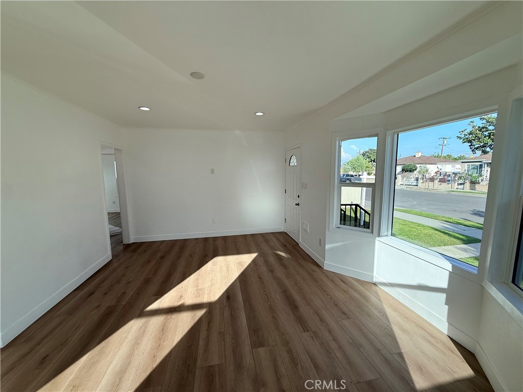 2513 Travers Avenue Commerce, CA 90040 - Photo 15 of 34