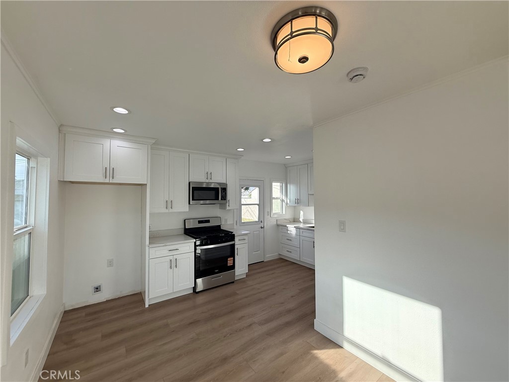 2513 Travers Avenue Commerce, CA 90040 - Photo 17 of 34