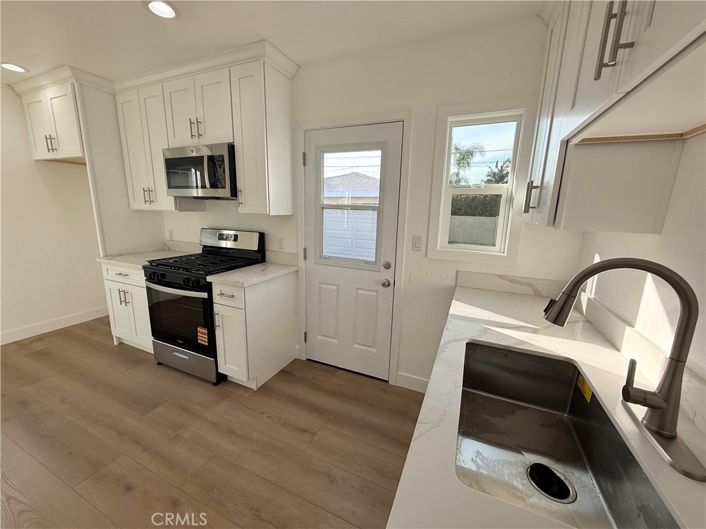 2513 Travers Avenue Commerce, CA 90040 - Photo 21 of 34