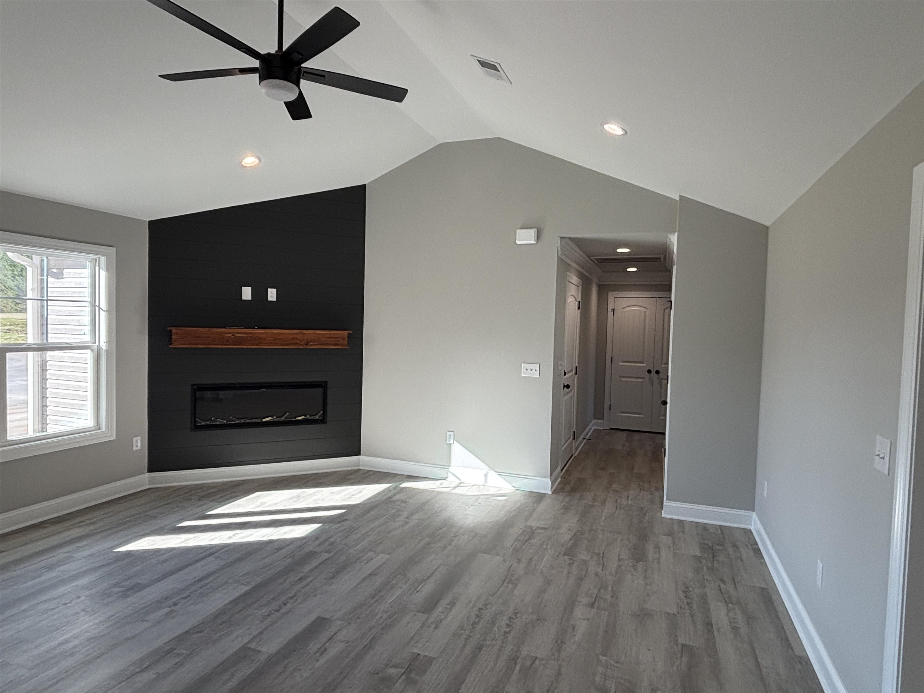 1404 Oak Ridge Road Gaffney, SC 29341 - Photo 16 of 31 Gallery Image 16