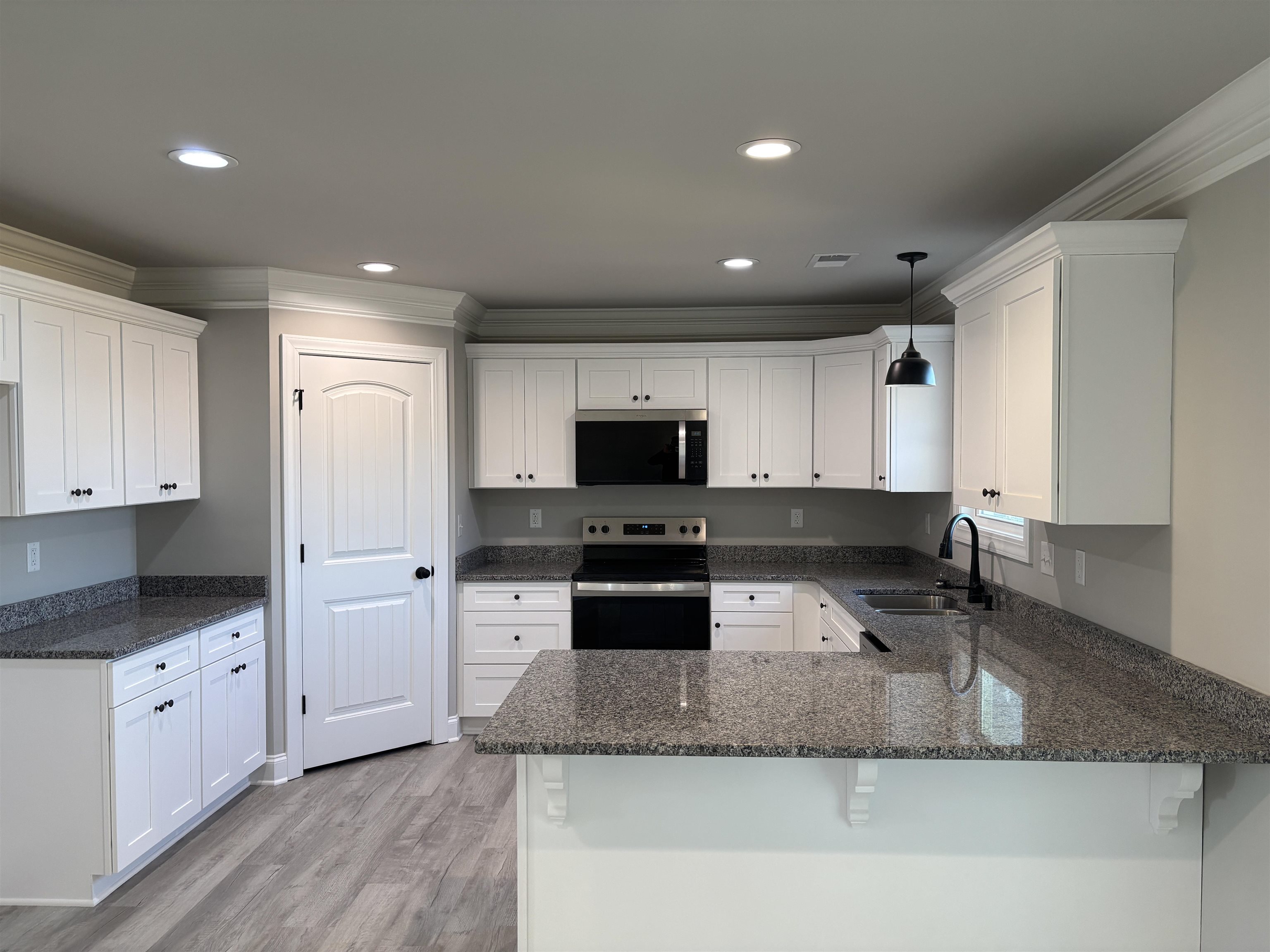 1404 Oak Ridge Road Gaffney, SC 29341 - Photo 2 of 31 Gallery Image 2