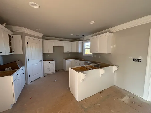 $317,900 | 1404 Oak Ridge Road, Gaffney, SC 29341