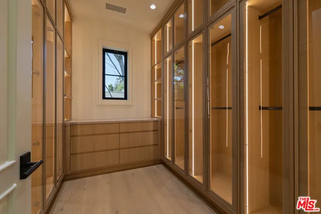 $24,795,000 | 415 North Cliffwood Avenue, Los Angeles, CA 90049