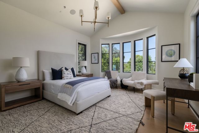 $23,795,000 | 415 North Cliffwood Avenue, Los Angeles, CA 90049
