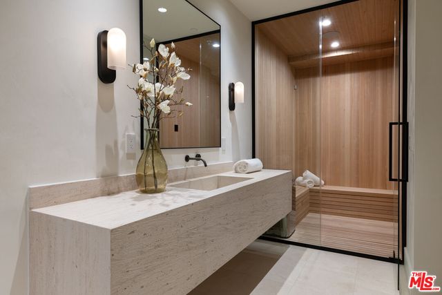 $23,795,000 | 415 North Cliffwood Avenue, Los Angeles, CA 90049