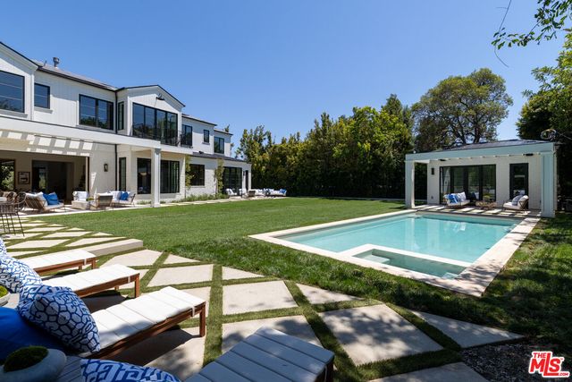 $23,795,000 | 415 North Cliffwood Avenue, Los Angeles, CA 90049