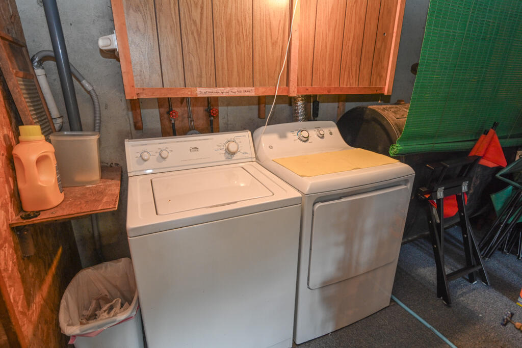 18 Loon Lane Dedham, ME 04429 - Photo 27 of 31 Laundry