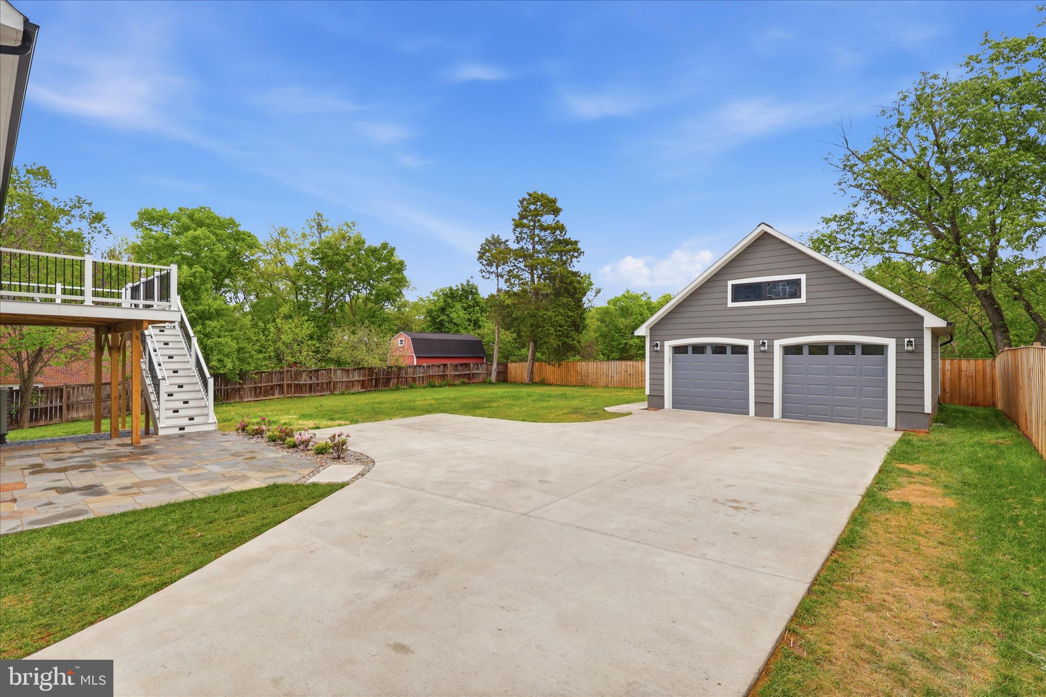 8323 Rolling Road Manassas, VA 20110 - Photo 6 of 47