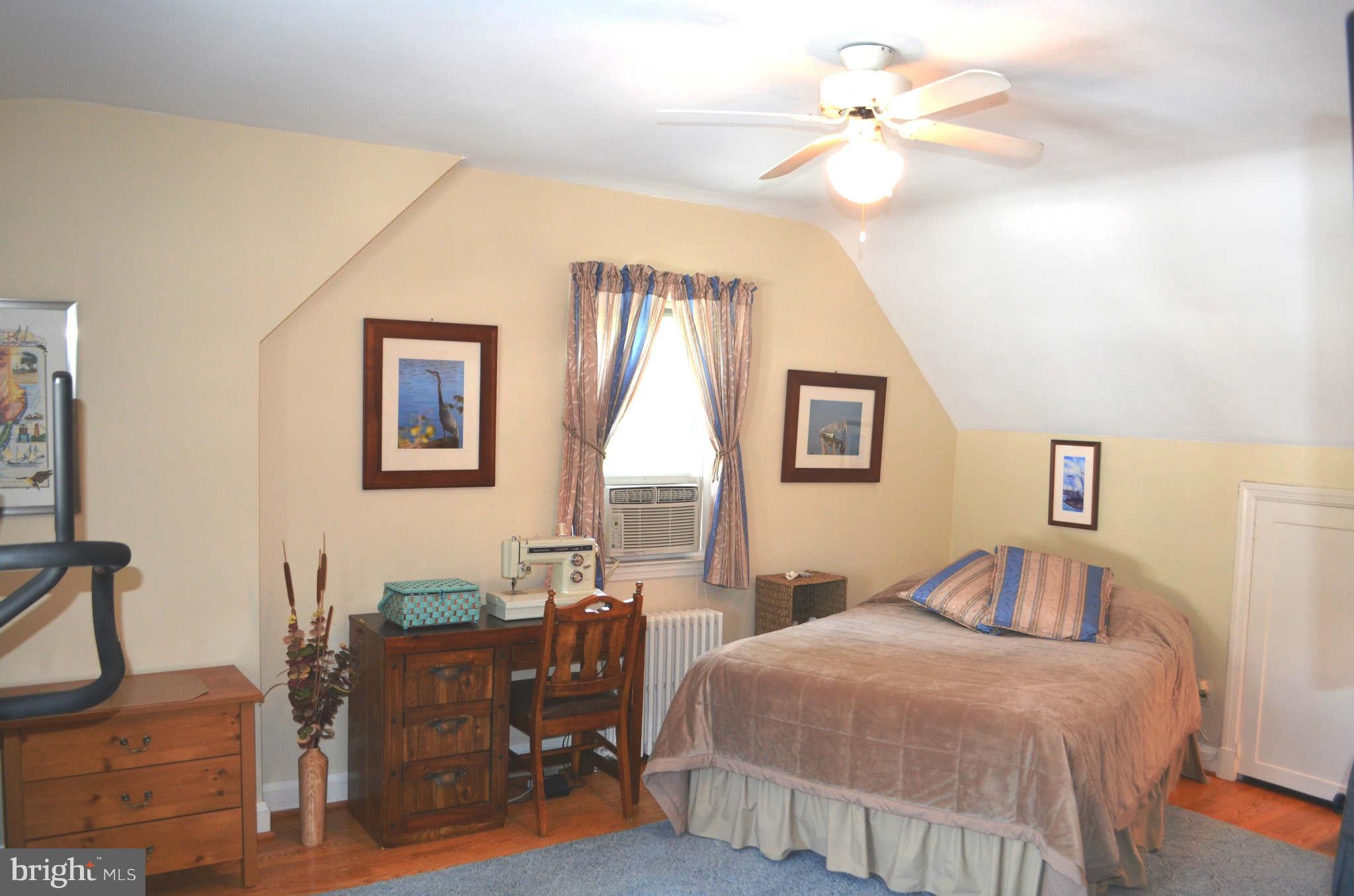 17 Dungarrie Road Baltimore, MD 21228 - Photo 15 of 30 Bedroom (Master)