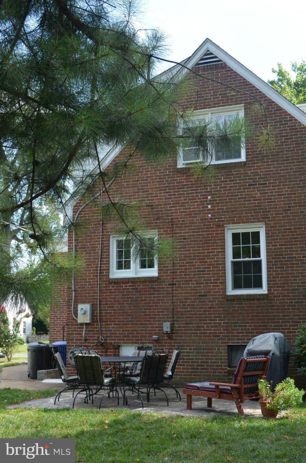 17 Dungarrie Road Baltimore, MD 21228 - Photo 23 of 30 Exterior (Rear)