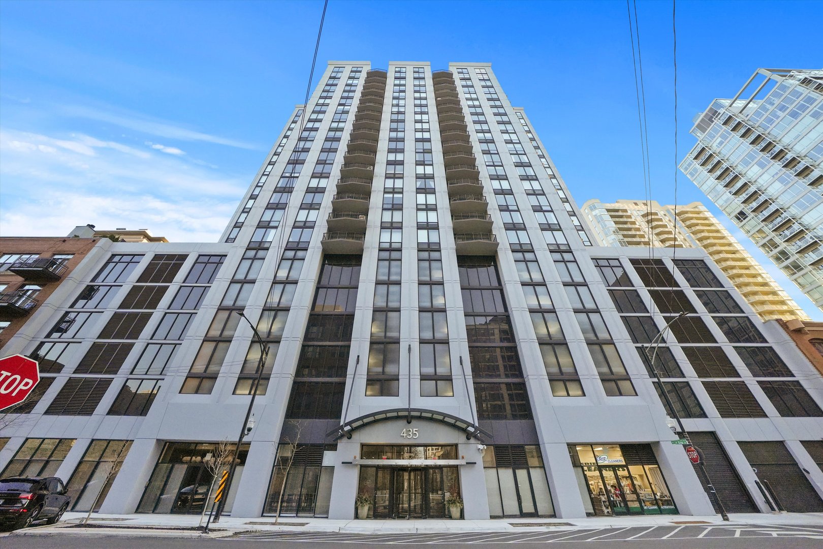 435 West Erie St Unit 1206  