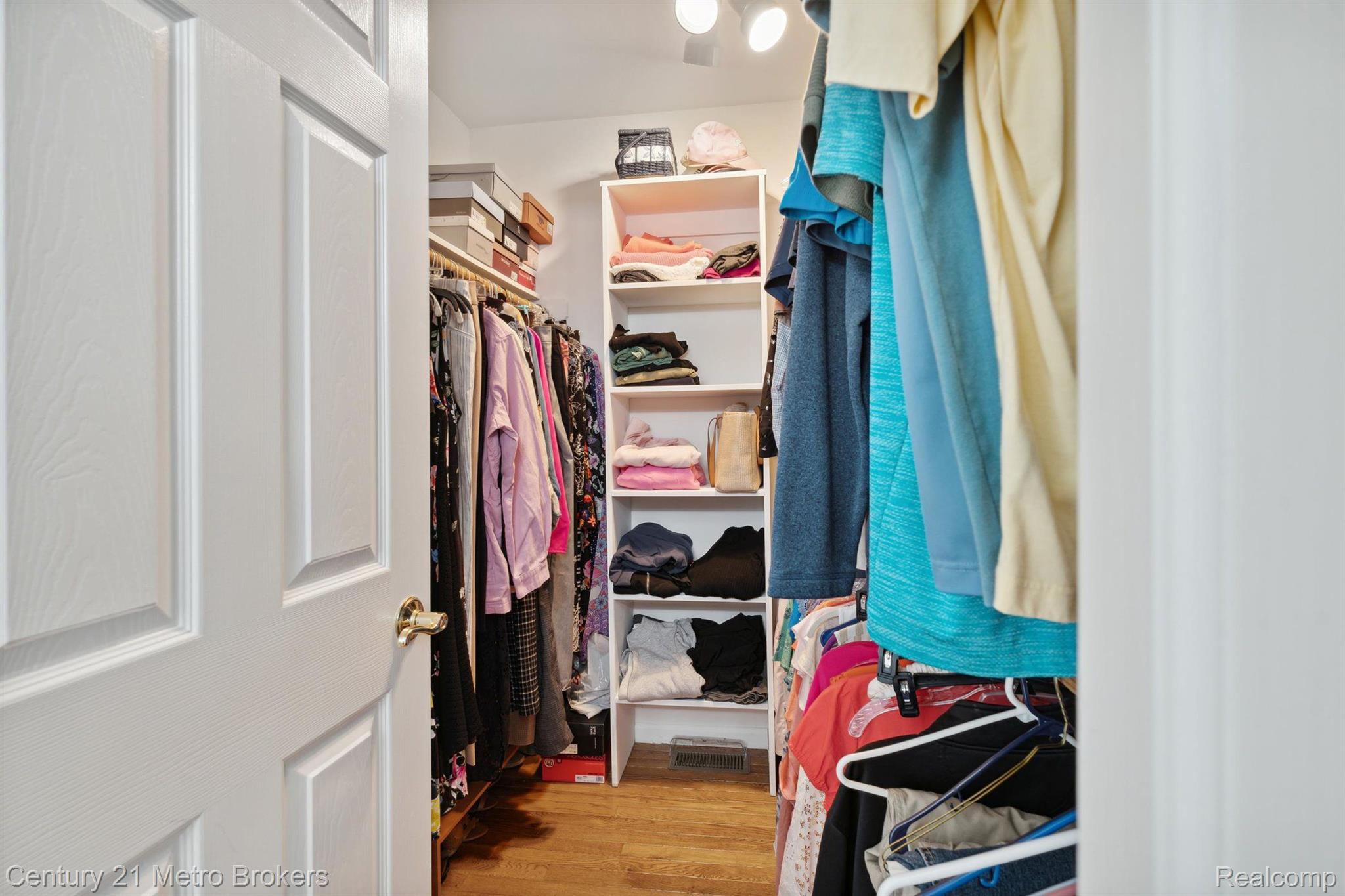 8040 East Bristol Road Davison, MI 48423 - Photo 22 of 46 Gallery Image 22