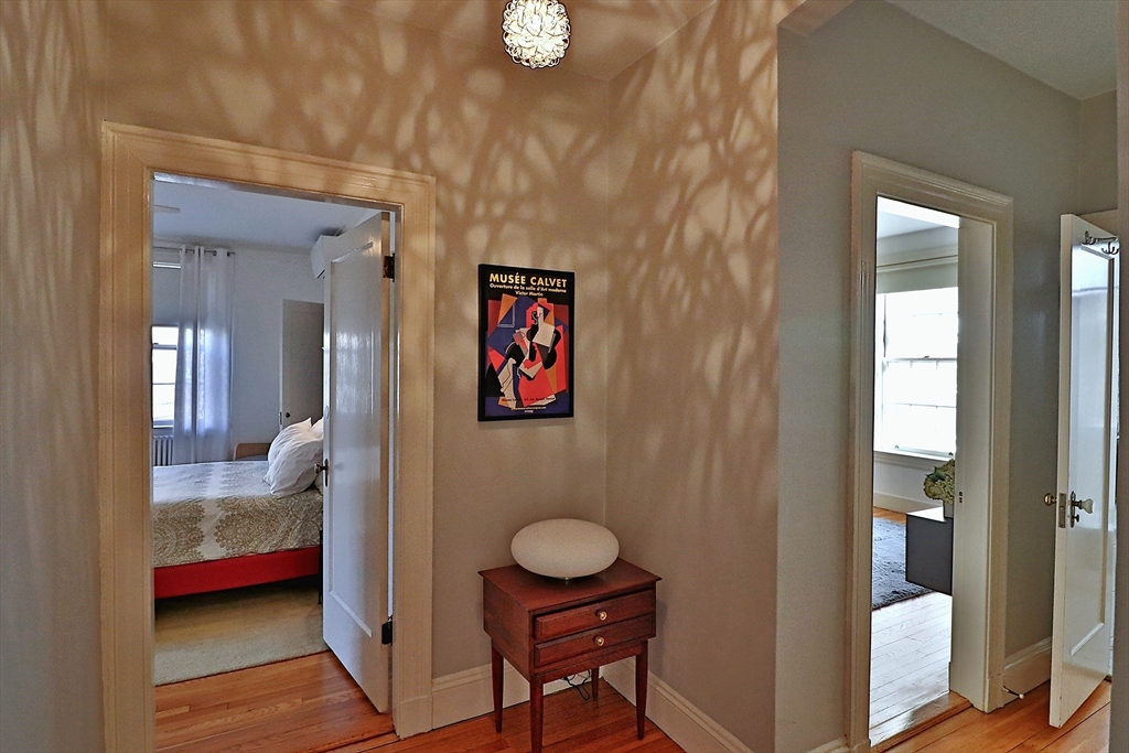 141 Beaconsfield Road, Unit 3 Brookline, MA 02445 - Photo 7 of 33