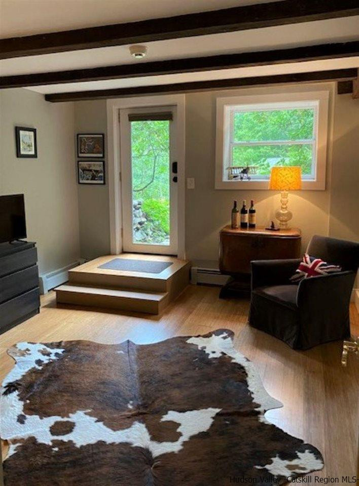 41 Stokes Way High Falls, NY 12440 - Photo 24 of 35 a living room with furniture and a window
