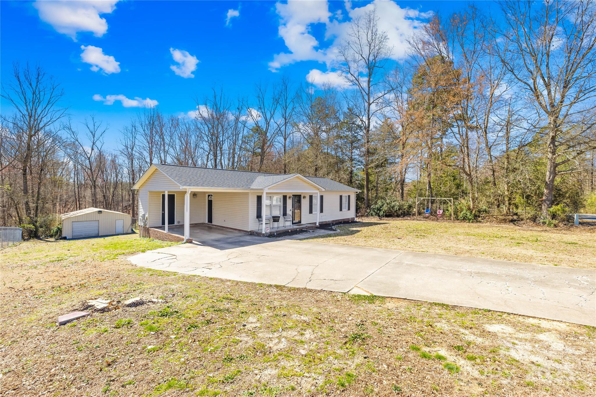 348 Runyan Road Grover, NC 28073 - Photo 4 of 18 Gallery Image 4