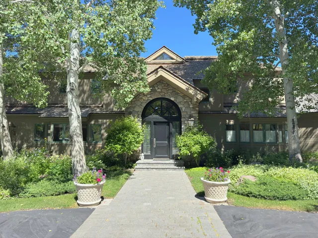 $17,880,000 | 13505 Highway 75, Blaine County, ID 83340