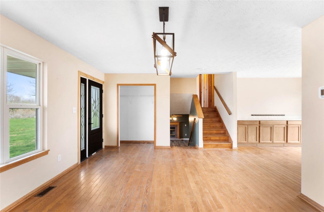 3363 Powers Road Jamestown, OH 45335 - Photo 6 of 43