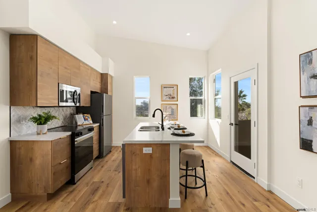 $3,250,000 | 6283 Lorca Drive, San Diego, CA 92115