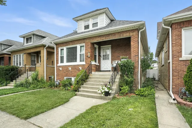 $434,900 | 4224 North Oriole Avenue, Norridge, IL 60706