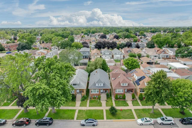 $434,900 | 4224 North Oriole Avenue, Norridge, IL 60706