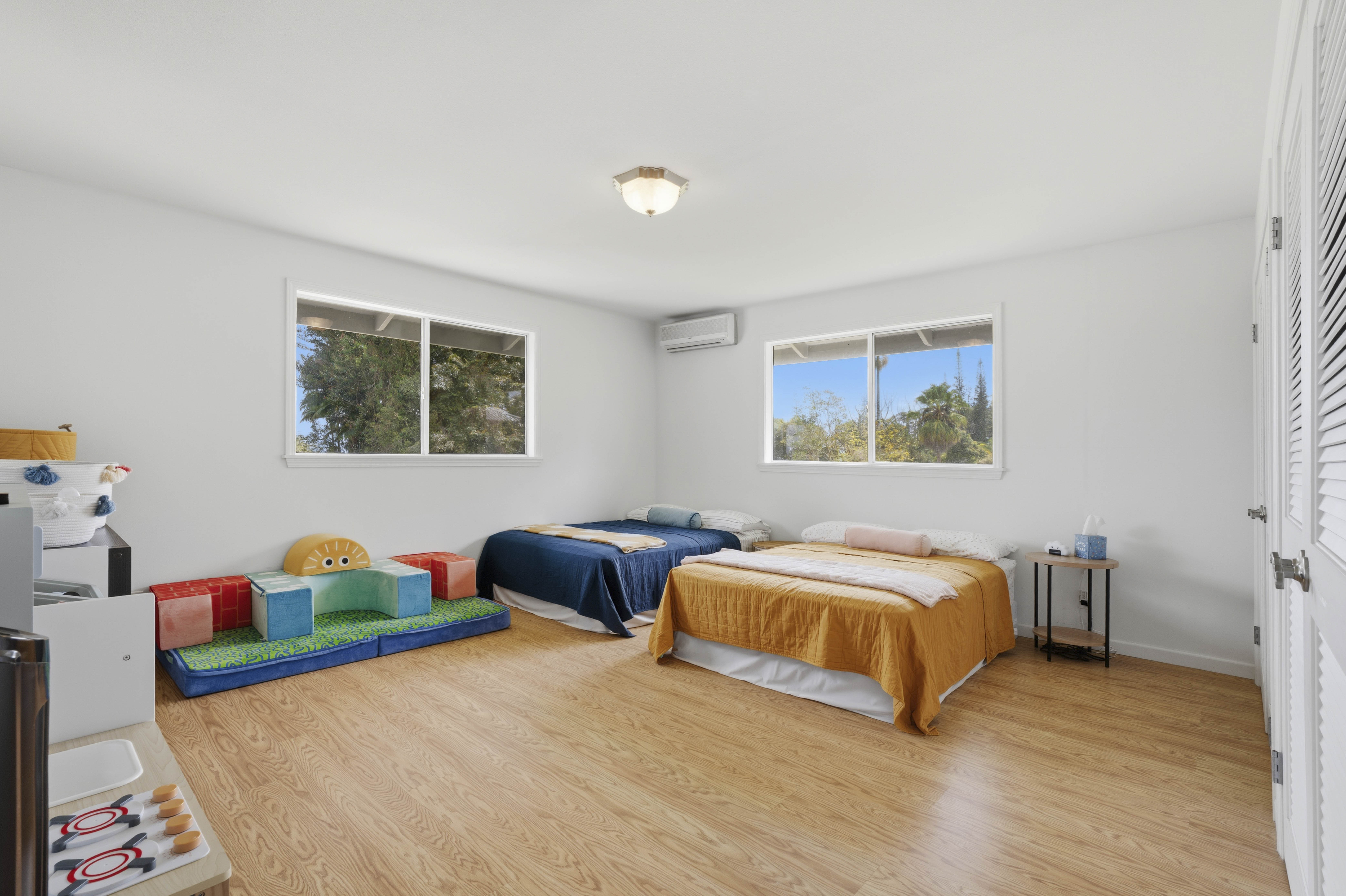 18-3970 Canney Road Mountain View, HI 96771 - Photo 17 of 30 a bedroom with two beds and a dresser