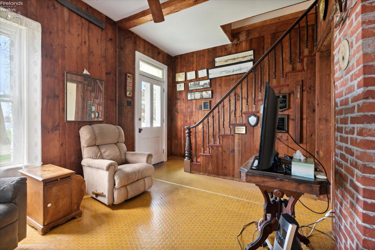 155 Chapman Road Put In Bay, OH 43456 - Photo 6 of 61 Gallery Image 6